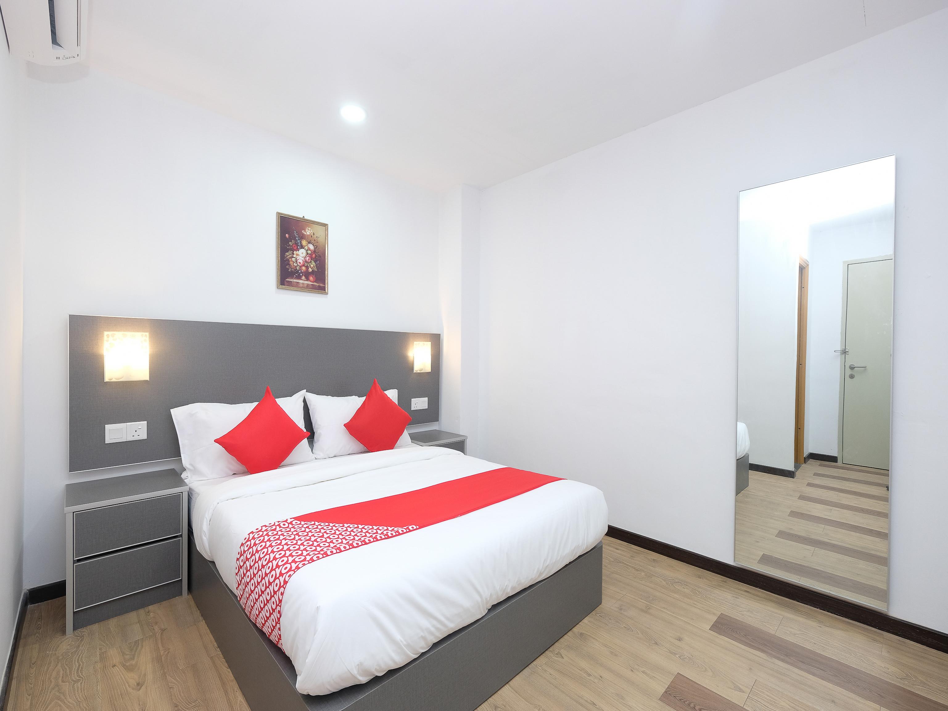 Oyo 44043 First Garden Hotel Kuantan Esterno foto