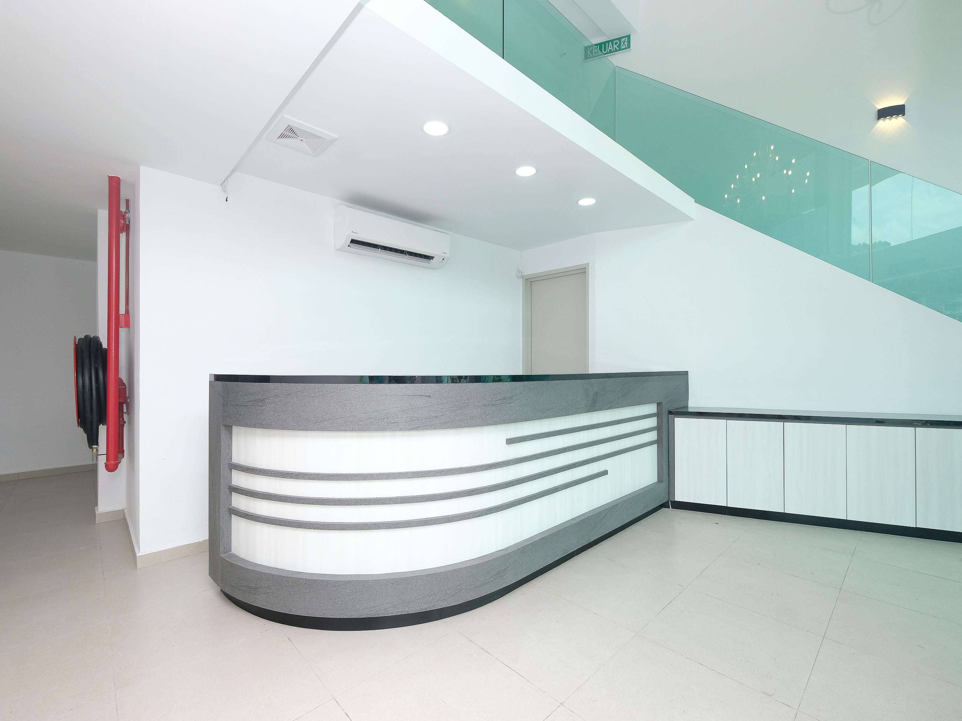 Oyo 44043 First Garden Hotel Kuantan Esterno foto